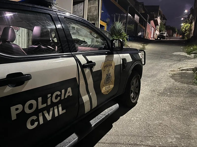 Polícia Civil cumpre mandados de busca e apreensão em Camaçari e Lauro de Freitas
