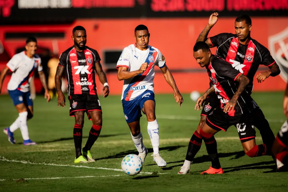 Levantamento deixa Ba-Vi fora dos cinco maiores clássicos do Brasil; veja o ranking