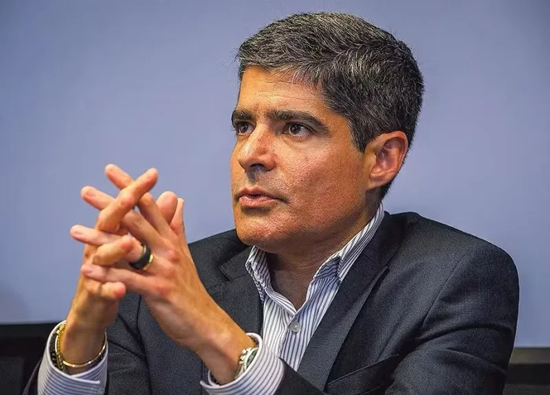 Após avanço na CCJ, ACM Neto defende aprovação do fim da escala 6x1 no plenário do Senado