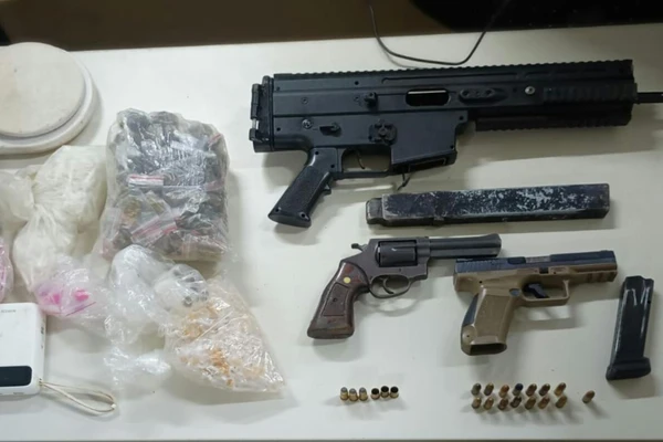 Três integrantes de facção morrem após confronto com policiais em Lauro de Freitas