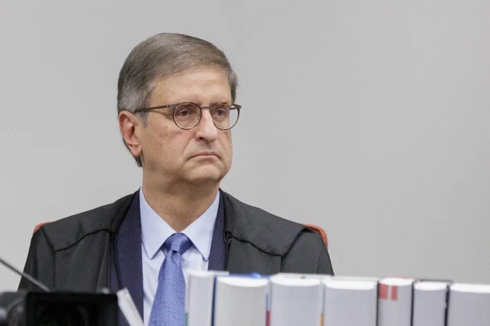 Delegados da PF pedem que Gonet se declare impedido de apurar relatório da PF sobre Operação Compliance Zero