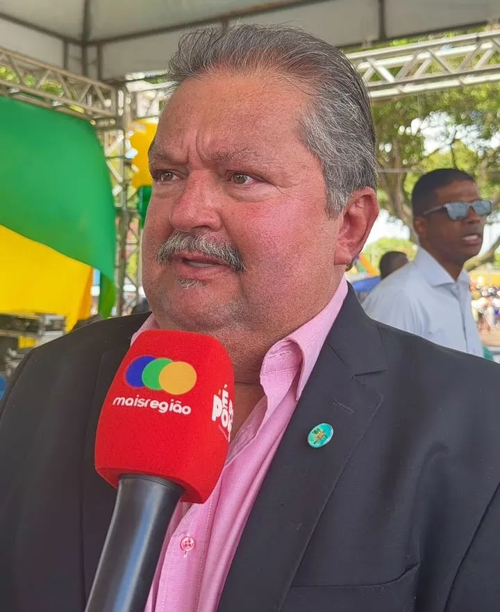 “É preciso parar de falar de time e falar de políticas sociais”, diz Júnior do Requeijão sobre disputa eleitoral