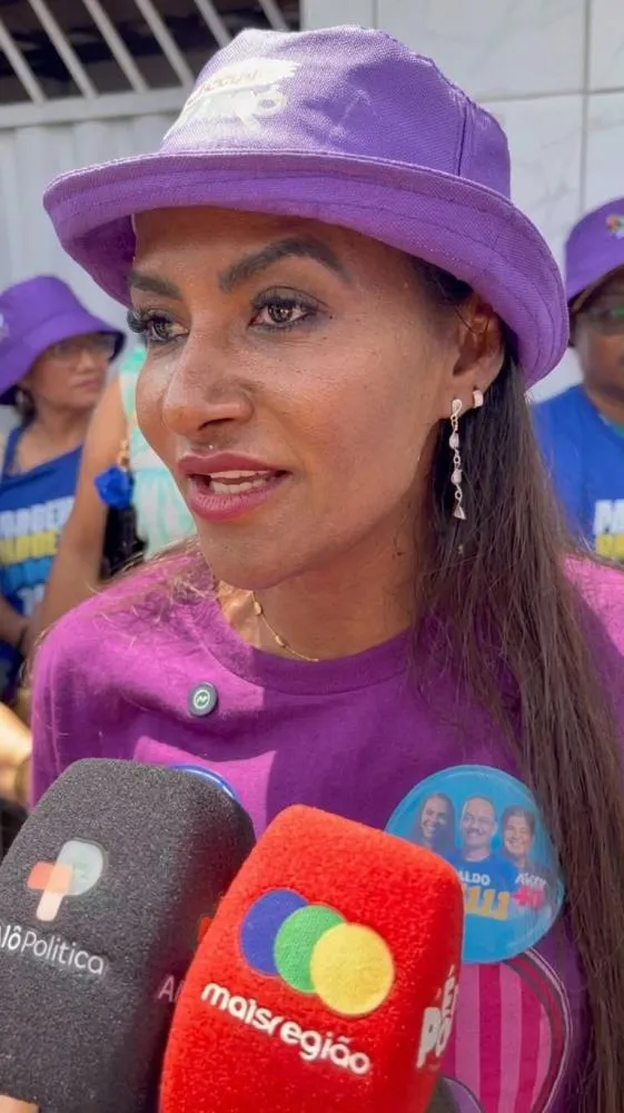 Professora Angélica cobra posicionamento sobre agressão e diz que defesa das mulheres não pode ter sigla