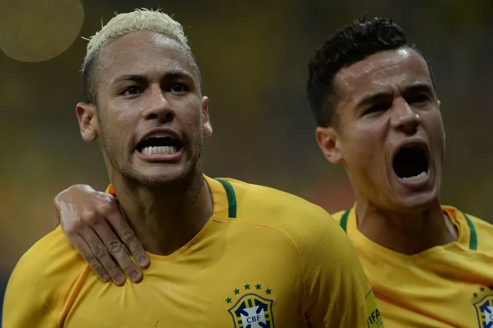 “Meu sonho”: Neymar pede e Santos negocia a contratação de Coutinho