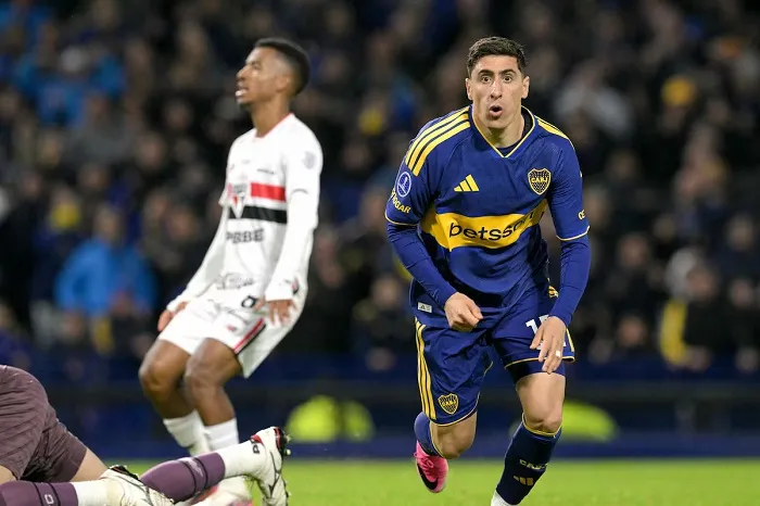 Ex-Palmeiras marca e São Paulo perde do Boca Juniors na Sul-Americana