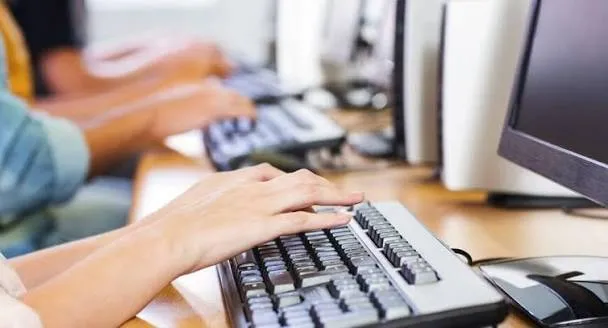 Conecta Jovem abre vagas remanescentes para formação gratuita em Informática Básica