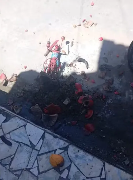 Mãe de santo denuncia pastor após imagens de terreiro serem destruídas em Santo Amaro