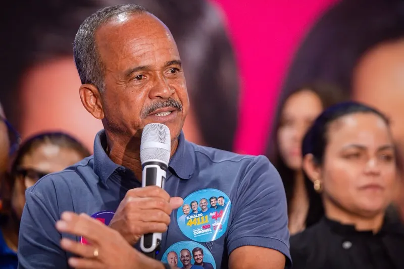 João Roma e Débora Régis reforçam apoio a Elinaldo em agendas na capital e RMS