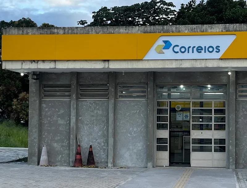 Após semana em greve, empregados dos Correios têm dissídio na segunda (21)