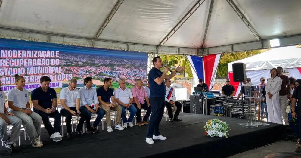 Estádio de Camaçari terá gramado padrão Fifa, iluminação e novos vestiários com investimento de R$ 12 milhões
