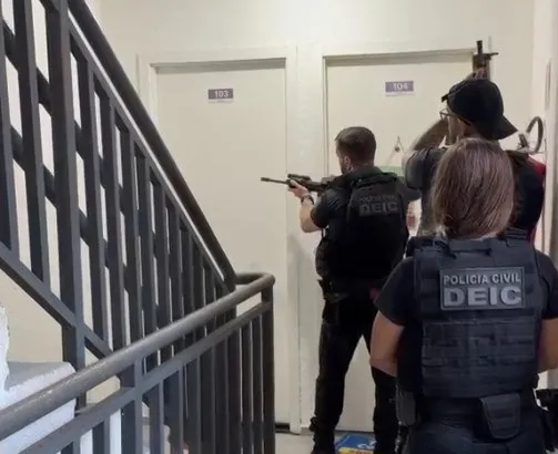 Ex-sargento do Exército é preso em Camaçari suspeito de integrar organização criminosa